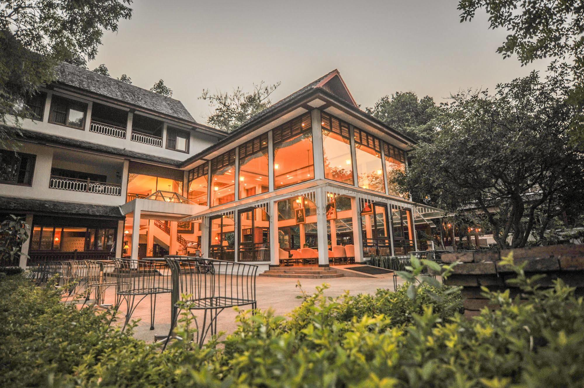 Suan Bua Hotel&Resort Ban Pong (Suthep) Exterior foto