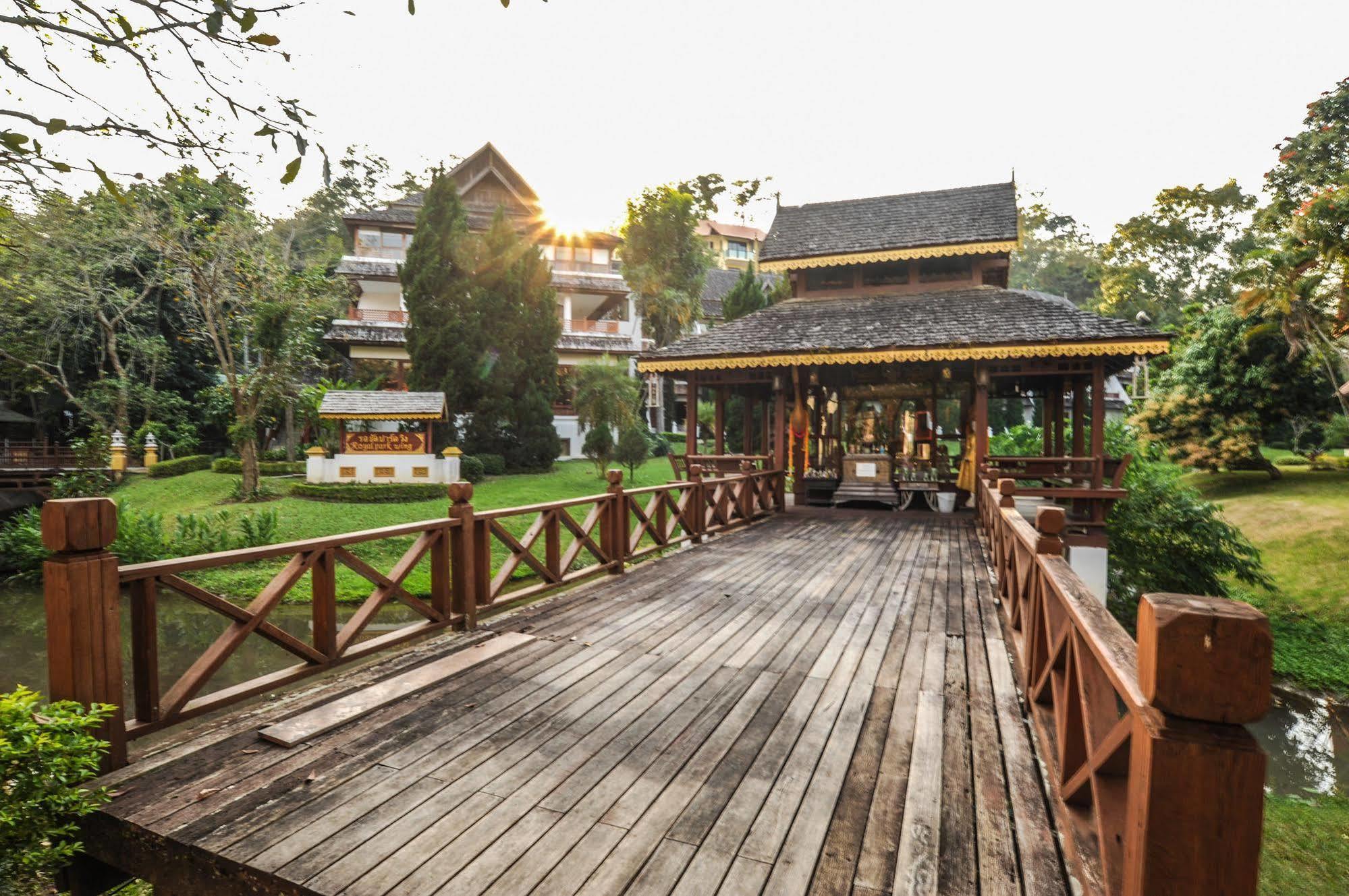Suan Bua Hotel&Resort Ban Pong (Suthep) Exterior foto